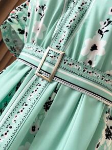 SHEIN Unity 大码女式V领短袖系腰连衣裙