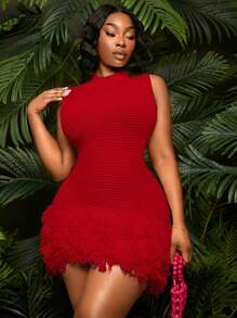 SHEIN SXY 大码女装春夏新款V领无袖镂空流苏修身迷你针织连衣裙，适合日常穿着、音乐节、演唱会、狂欢派对、海滩度假、约会之夜、生日派对、单身派对、夜店、休闲、购物、街头风、外出等场合，易于搭配，显瘦，凸显身材，勾勒优美曲线。另有红色羽毛饰边连衣裙、红色钩针连衣裙、红色迷你连衣裙、红色无袖连衣裙、红色流苏连衣裙等秋冬季款式可供选择。 - 紅色 - 查看 3