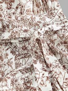 SHEIN MOD Vestido corto con cuello de halter, volantes y estampado floral para mujer de tallas grandes