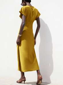 Aveloria Modichic Neues elegantes französisches Stil Damen einfaches luxuriöses einfarbiges Satin Maxikleid mit tiefem V-Ausschnitt, geraffter Büste, hängenden Schultern und schlanker Passform