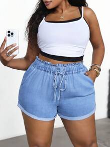 SHEIN PETITE CURVE Shorts en jean ajustés bleus avec poches en biais et taille nouée pour femmes grandes tailles. Parfaits pour l'été, le 4 juillet, le travail, les vacances en avion ou les sorties en club. Shorts taille haute vintage - Bleu azur - Voir 5