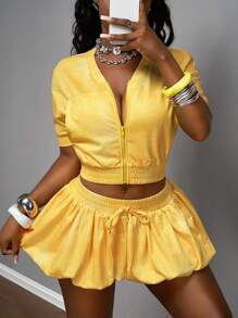 Slaydiva 2025 Summer New Style Birthday Party Back To School Season Student Wear Daily Street Basic Versatile Leisure Vacation Cruise Travel Beach Seaside Sunbathing Popular Baseball Collar Short Sleeve Fitted Cardigan Top And Mini Flower Bud Mini Skirt Snow Washed Effect Pants Skirt Yellow Zipper Summer Suit Women's Two-Piece Suit - Yellow - View 4