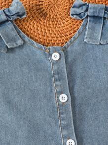 SHEIN Playful Pals 1 件套休闲可爱舒适棉质牛仔无袖连体裤，带蝴蝶结，适合女婴，蓝色 - 藍色 - 查看 5