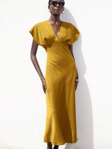 Aveloria Modichic Neues elegantes französisches Stil Damen einfaches luxuriöses einfarbiges Satin Maxikleid mit tiefem V-Ausschnitt, geraffter Büste, hängenden Schultern und schlanker Passform