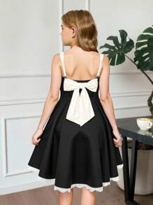 青少年女孩休闲优雅法式时尚方领褶饰花卉边无袖露背蝴蝶结腰连衣裙 - 黑色 - 查看 4