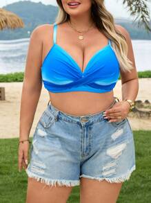 SHEIN CURVE+ Plus Size Women Ombre Gradients Printed Swimwear Top