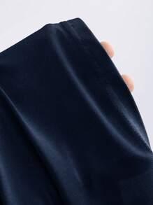 Sweetra 性感低胸纯色修身复古高端优雅长裙，棕色