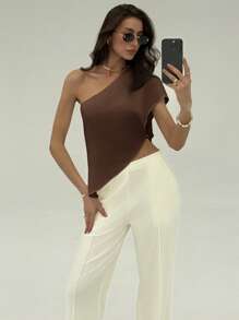 Aloruh 女士优雅纯色不对称上衣，夏季度假不对称肩部性感办公休闲上衣 - 棕色 - 查看 8