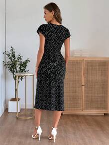 EMERY ROSE Heart Print Crew Neck Waist Twist Detail Front Slit Women Midi Dress