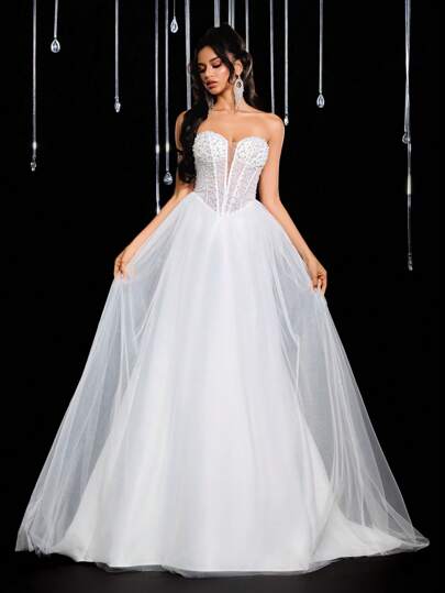 Glamrae 优雅奢华的白色网眼手工珍珠深 V 领腰部透明超大喇叭下摆婚纱