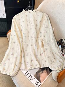 SHEIN Clasi 假日夏季女式优雅外出上衣刺绣面料花卉灯笼长袖流苏系带加大码衬衫 - 杏色 - 查看 2