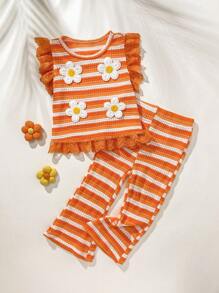 SHEIN 2 pezzi/confezione, completo casual da bambina/bimba 0-3 anni, composto da gilet senza maniche a righe con fiore 3D + pantaloni a zampa, outfit estivo da vacanza per neonati - Arancione - Visualizzare 1