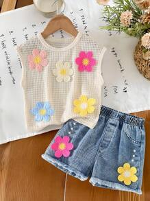 SHEIN Vintaside Kids Set da 2 pezzi di maglietta grafica rotonda casual e carina con maniche raglan e pantaloncini in denim con cintura elastica, frange e decorazioni floreali con perle per ragazze