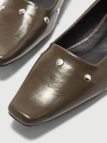 CUCCOO BIZCHIC Mocasines de mujer casuales de puntera cuadrada con remaches, estilo suave y versátil, diseñador para oficina o ir y venir, en color marrón chocolate - Marrón Chocolate - Ver 5