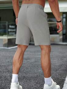 Manfinity Homme 男士休闲纯色短裤，夏季男士服装男士短裤男士衬衫男士短裤正装男士高尔夫短裤男士高尔夫短裤男士正装短裤男士正装短裤灰色短裤 - 灰色 - 查看 2