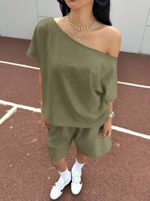 Muchica 军绿色针织不对称领短袖卫衣和口袋短裤套装 - 軍綠色 - 查看 4