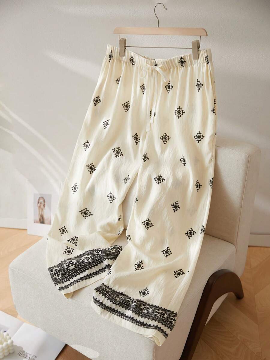 SHEIN Privé Plus Size Beige Summer Boho Vacation Holiday Elegant Paisley Black & White Print Low Waist Comfortable Versatile Long Pants For Work Commute & Party - Black and White - View 1