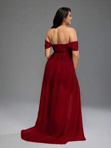 SHEIN Vestido de maternidad de unicolor con hombros descubiertos y abertura alta para sesión de fotos - Burdeos - Ver 2