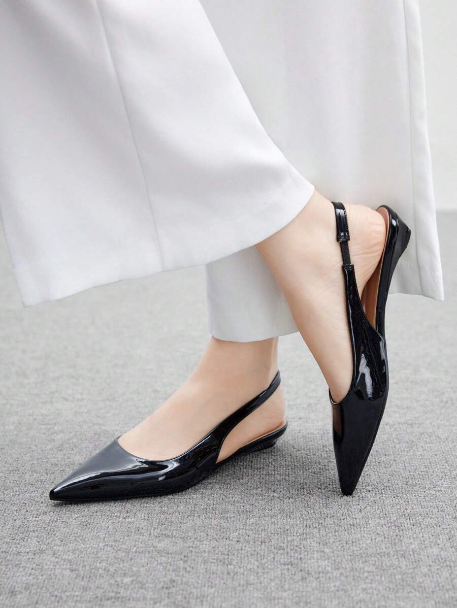 CUCCOO BIZCHIC Bailarinas de punta planas y cómodas con tira trasera, de tacón bajo y casual, versátiles para la oficina y el transporte, en color negro, para Navidad - Negro - Ver 1