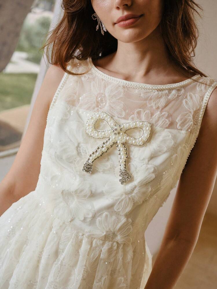 MOTF STUDIO CONTRAST MESH FAUX PEARL BOW DETAIL DRESS