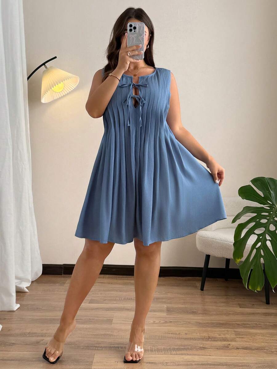 SHEIN Clasi Plus Size Women Summer Solid Color Front Tie Pleated Sleeveless Dress - Blue - View 1