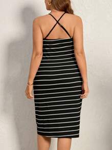 Comfylo Sommer Kleid für Damen in Große Größen mit Träger, gestreift, Schlitz-Saum, figurbetontes Kleid, Urlaubsoutfit, Sommeroutfit für Frauen, Valentinstag Kleid, Lässig Kleid, kurze Kleider mit Schlitz-Saum