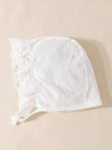 SHEIN 新生女婴柔软棉质服装套装，夏季薄款优质服装礼盒，含帽子、袜子、围兜、毛毯、5 件套装、场合服装 - 白色 - 查看 5