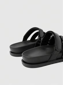 HighSole Sandalias planas abiertas de plataforma con remaches en forma de H, cierre de gancho y bucle, suela blanda antideslizante, versátiles, nuevas llegadas de moda para mujer, verano 2026 - Negro - Ver 8