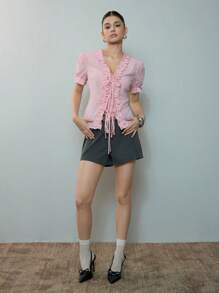 SHEIN MOD Kurze Sommer-Shorts mit grauem Kontrastfarbengürtel und niedriger Taille - Grau - Übersicht 4