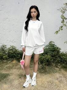 SHEIN 少女超大休闲花卉印花运动衫和短裤套装，舒适简约 - 白色 - 查看 5