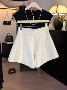 Franclia Damen einfarbige gefaltete plissierte elegante Shorts, sommerliche komplett weiße Kleidung für die Universität