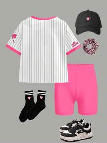 SHEIN 2 件套年轻女孩休闲条纹短袖 T 恤和短裤，夏季服装