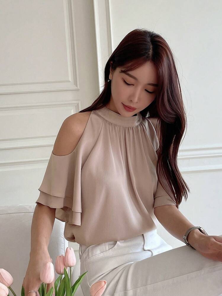 Cold Shoulder Keyhole Back Blouse
