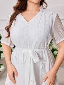 Modelyn Plus Size Elegant Solid Color 3D Flower Decorated Dress, Summer - White - View 1