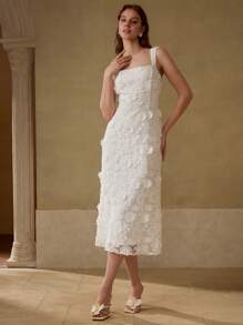 MOTF PREMIUM 贴花凸纹蕾丝连衣裙 - 白色 - 查看 4