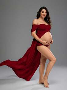 SHEIN Vestido de maternidad de unicolor con hombros descubiertos y abertura alta para sesión de fotos - Burdeos - Ver 5