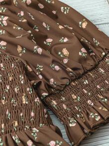 SHEIN LUNE CURVE 女式大码碎花褶皱泡泡袖衬衫 - 咖啡棕 - 查看 5