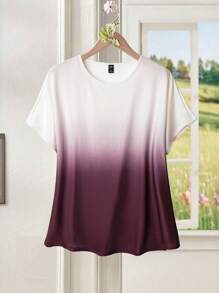 EMERY ROSE Plus Size Women's Summer Loose Country T-Shirt With Gradient Color And Curved Hem - Burgundy - View 1