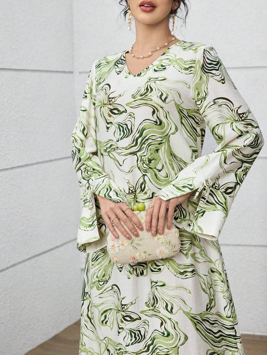 Al Najma Robe arabe élégante à manches longues col V avec imprimé intégral pour femmes - Vert - Voir 1