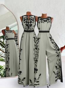 SHEIN Clasi Jumpsuit Motif Bunga Ukuran Besar, Pakaian Santai untuk Liburan - Mint Green - View 2