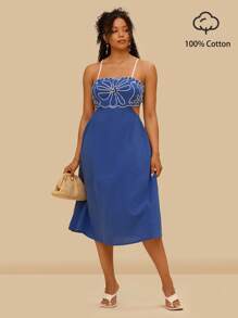 Travachic 大码波西米亚风刺绣花卉镂空细肩带连衣裙 - 藍色 - 查看 3