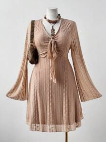 Sunspun 正面繫帶喇叭袖洋裝