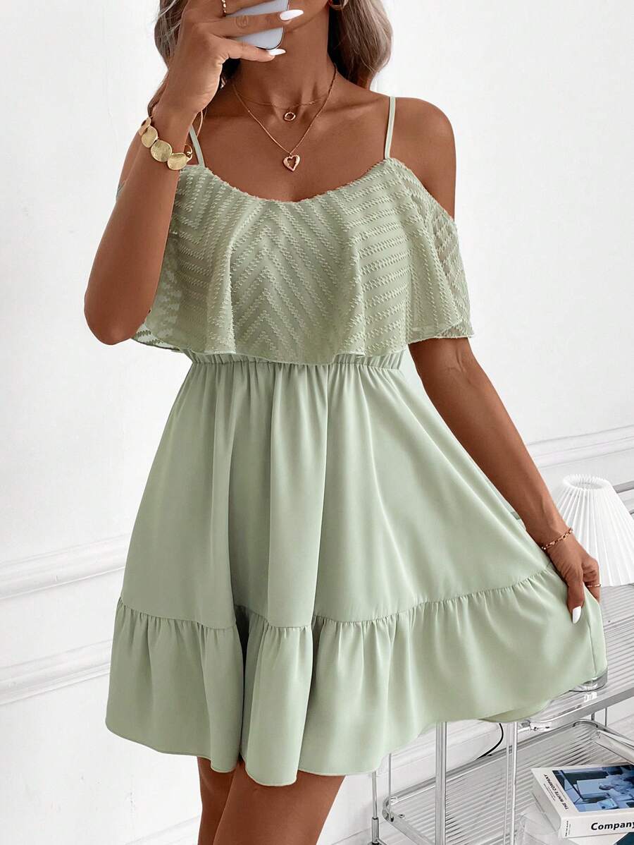 SHEIN Clasi Vestido elegante de verano para mujer de tela fresca con parches de hoja de loto de unicolor y manga de hoja de loto acampanada con cintura ceñida, adecuado para diversas ocasiones como commuting diario, hogar, viajes y vacaciones, etc. - Verde - Ver 1