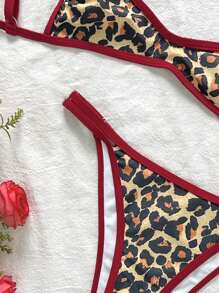 Swim Vcay Conjunto de bikini sexy con estampado de leopardo y flores aleatorias con tirantes de espagueti para mujer en verano
