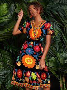 Travachic 花卉印花蝴蝶袖荷叶边下摆女式连衣裙，秋季女式连衣裙 - 黑色 - 查看 1