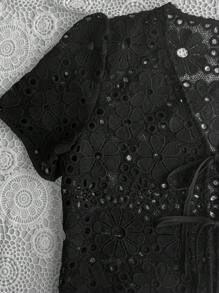 Pariaura Blusa feminina de manga curta com bordado vazado e renda, elegante e graciosa