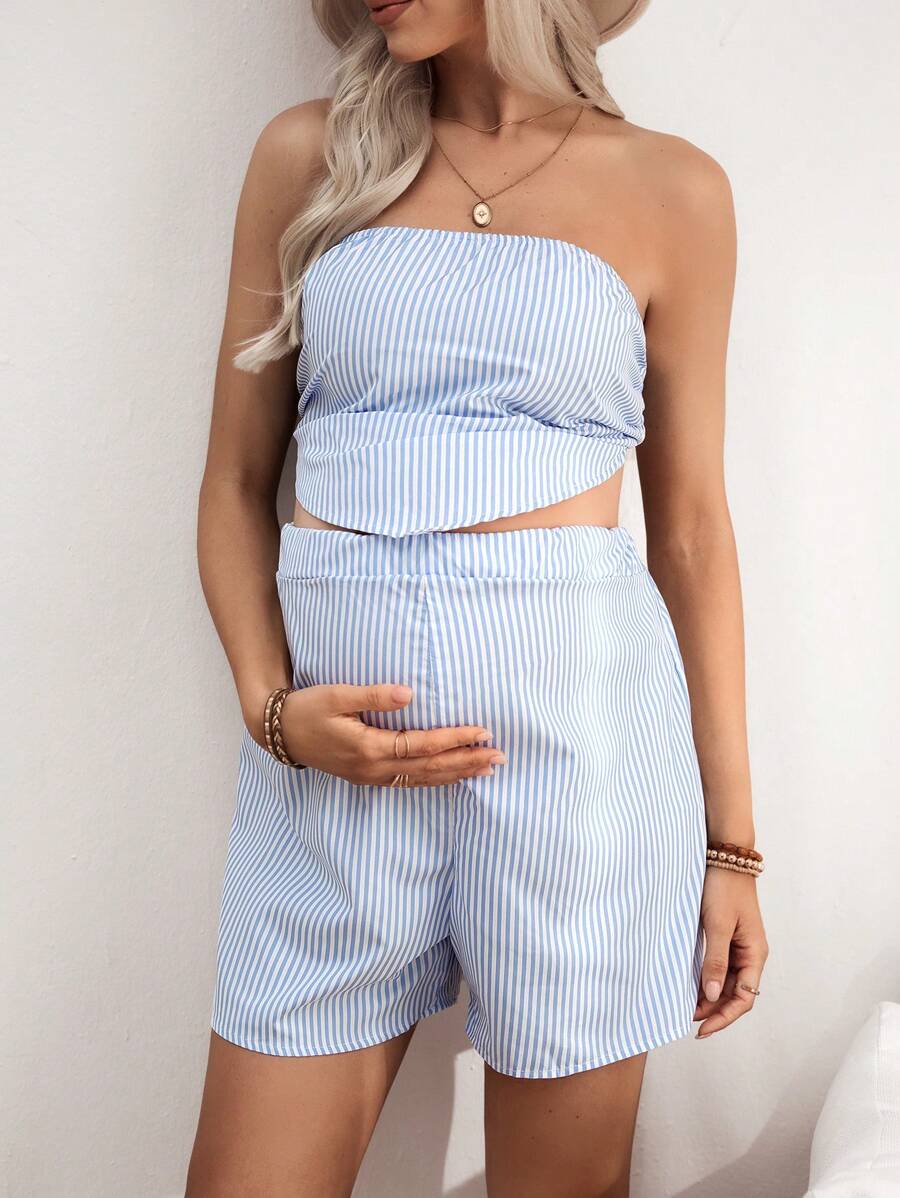 SHEIN Setelan Hamil 2 Potong Atasan Bandeau Garis-garis Biru & Putih Klasik dan Celana Pendek Longgar - Blue and White - View 1