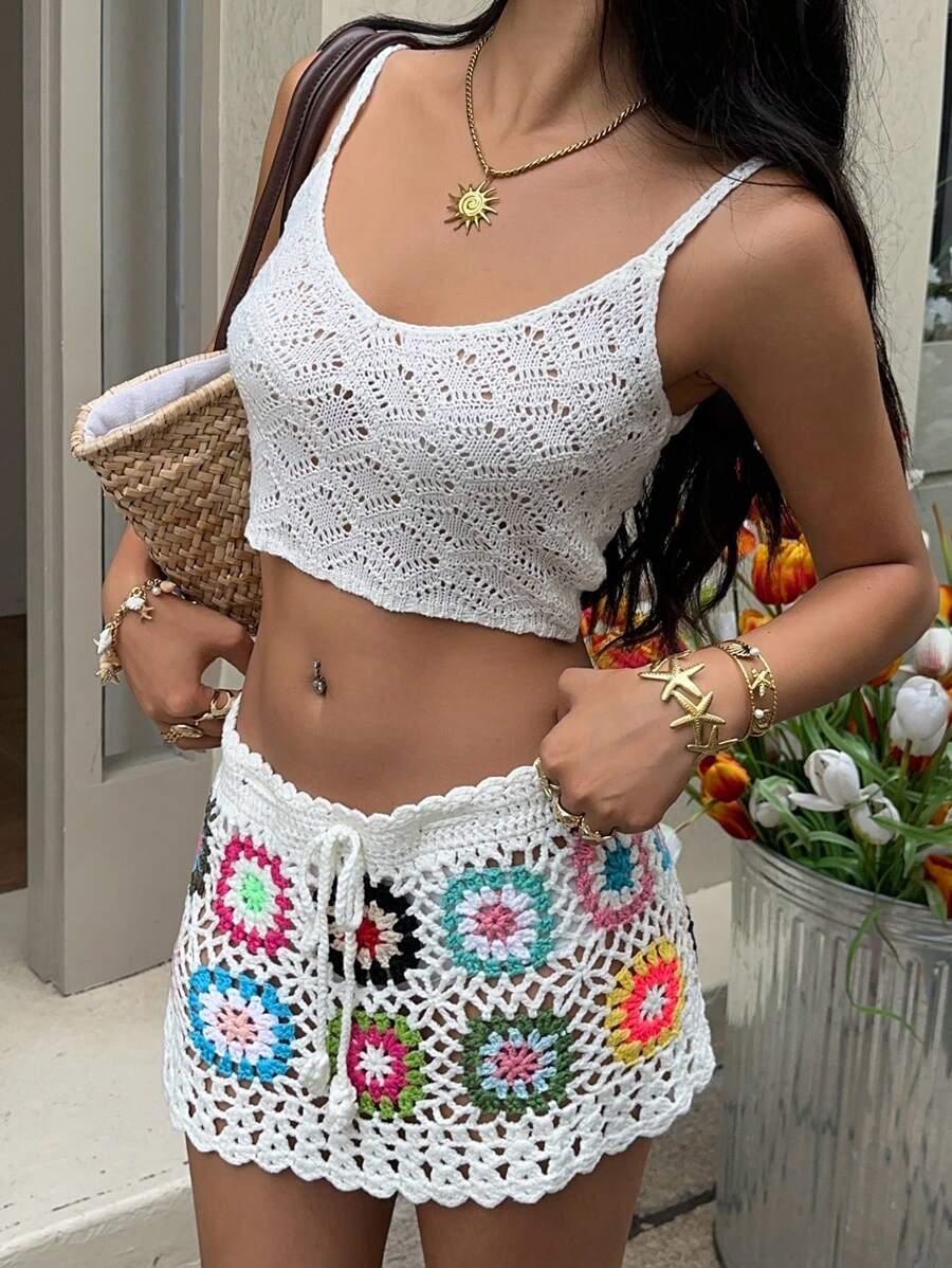 SHEIN EZwear Set de 2 piezas: Top de punto sin mangas de unicolor y falda midi de punto con estampado floral para mujer - Blanco - Ver 1