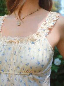 WESTFADE Western Floral Print & Lace Scoop Neck Bow Tie Front Ruffle Straps Fitted Cami Summer Tank Top - Blue - View 5