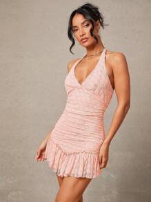 L'Amorae Vestido mini con escote de halter con textura floral y dobladillo con volantes - Rosa - Ver 4